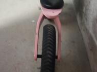 Grajewo ogłoszenia: Sprzedam drewniany rower biegowy na pompowanych kołach. Stan... - zdjęcie