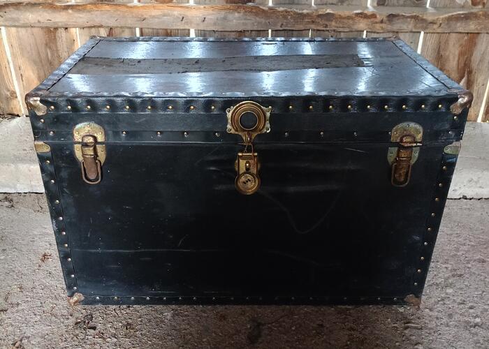 Grajewo ogłoszenia: Na sprzedaż stary podróżny kufer 50zl