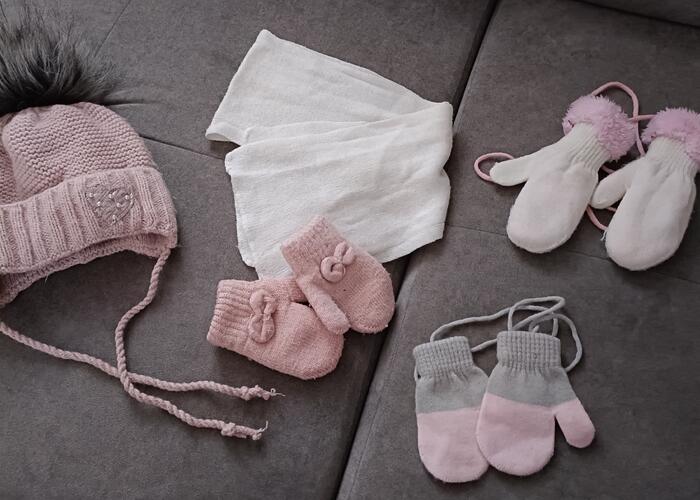 Grajewo ogłoszenia: Sprzedam komplet z czapeczką dla dziewczynki.