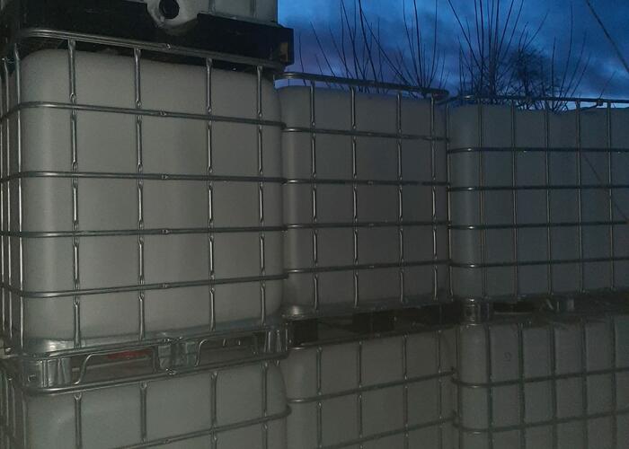 Grajewo ogłoszenia: Sprzedam zbiorniki plastikowe 1000l na palecie.