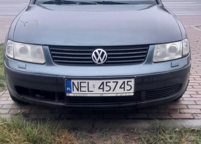 Grajewo ogłoszenia: Witam, sprzedam Passata 1.8 benzyna. Auto opłacone , hak...