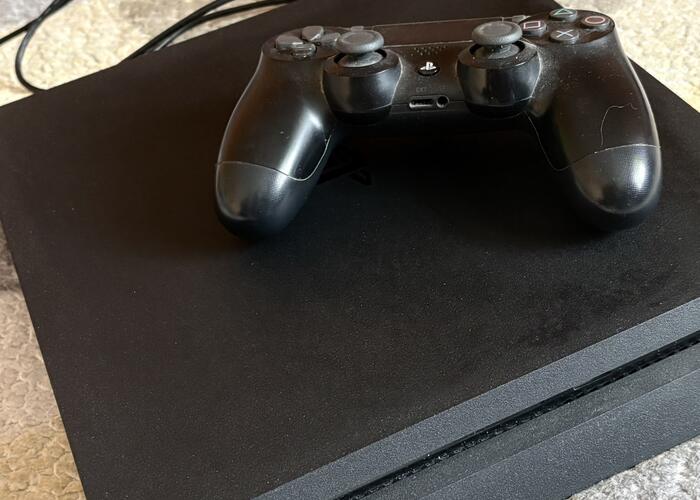 Grajewo ogłoszenia: Sprzedam Konsolę PlayStation 4 500GB przerobioną, można grać za...