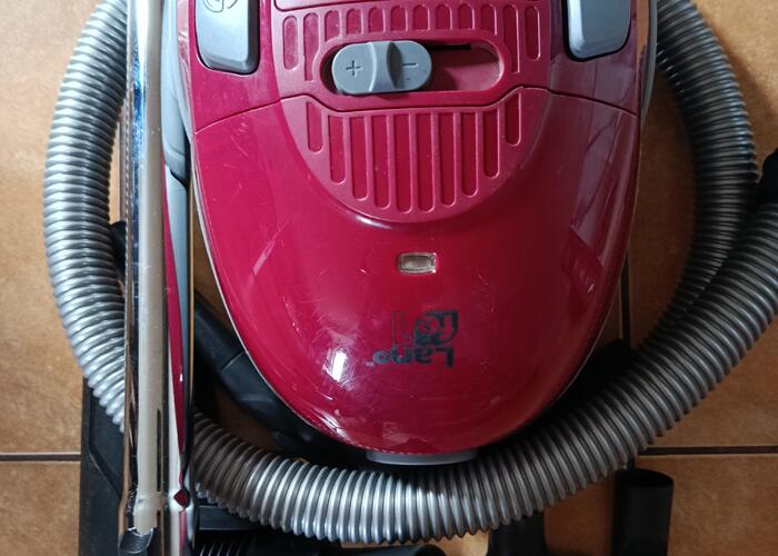 Grajewo ogłoszenia: Sprzedam odkurzacz mały 800W jeszcze  rok gwarancji.Stan bdb...