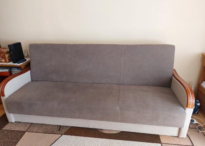 Grajewo ogłoszenia: Oddam wersalkę,  2 fotele i biurko. Wszystko w bardzo dobrym stanie.