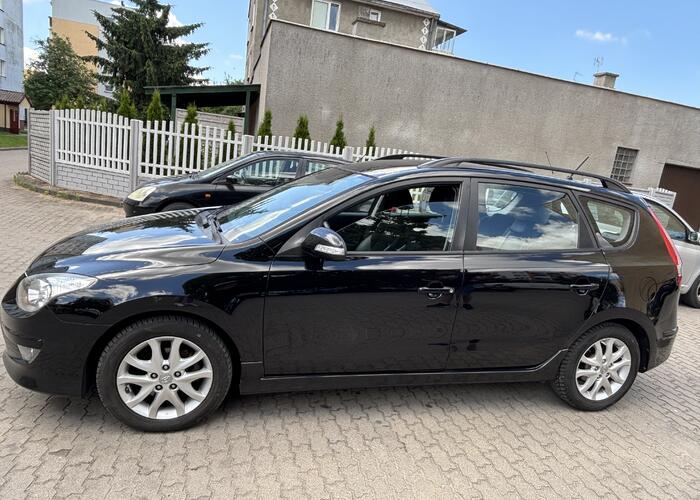 Grajewo ogłoszenia: HYUNDAI i30 ? Praktyczne kombi z 2011 roku, idealne dla rodzin i...